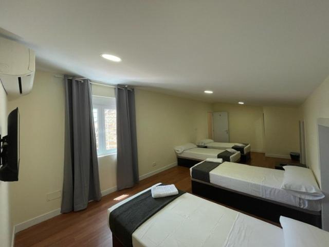 Chalet Pension Rooms Abril - Madrid — Fotos 3